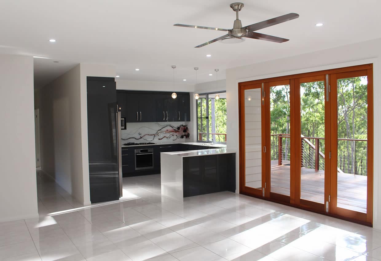 Sloping block Builders