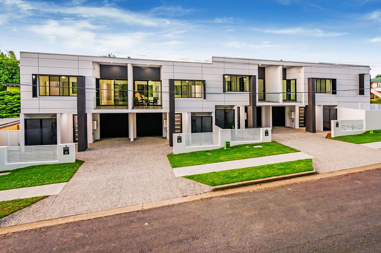 Ultra modern townhouse development in macgregor
