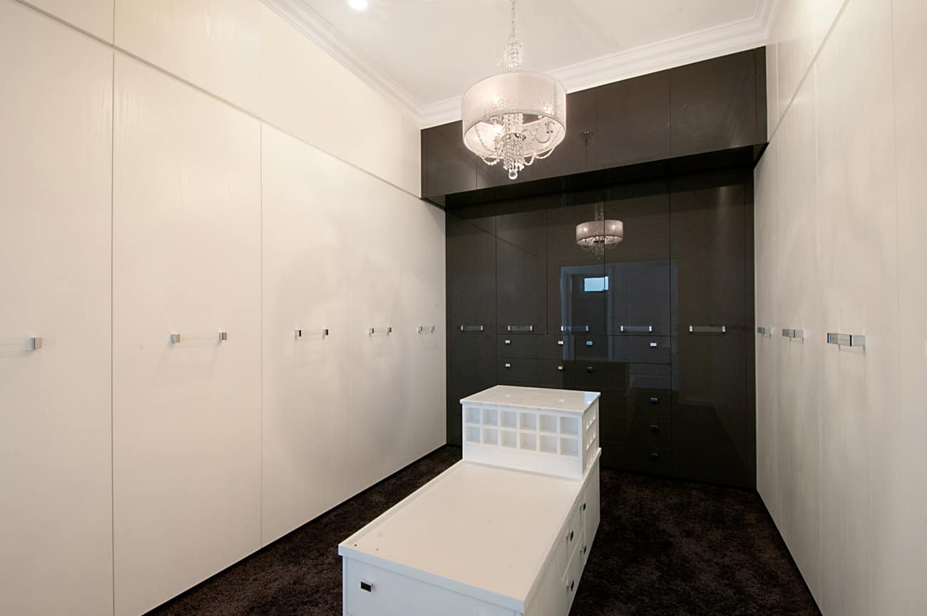 Luxury home builder sanctuary cove