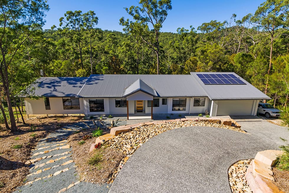 Sloping block build, Bonogin